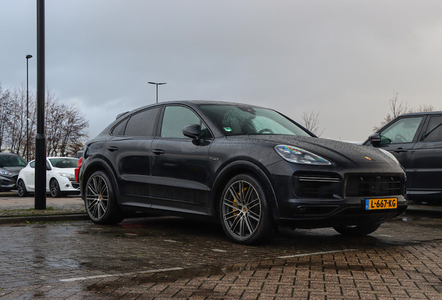 Porsche Cayenne Coupé Turbo S E-Hybrid