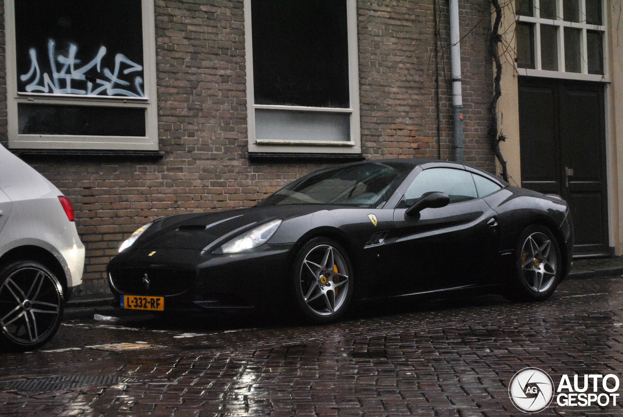 Ferrari California