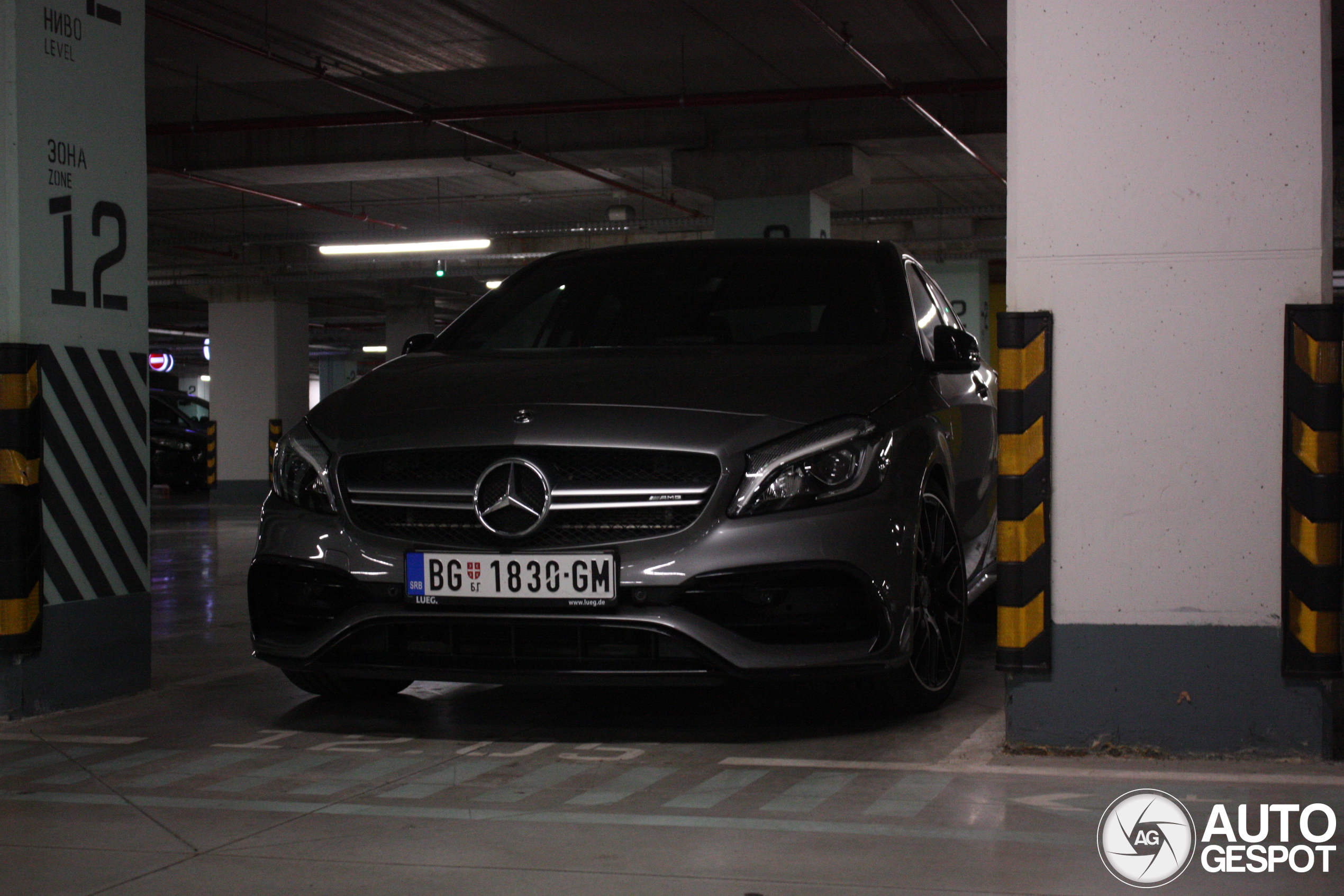 Mercedes-AMG A 45 W176 2015