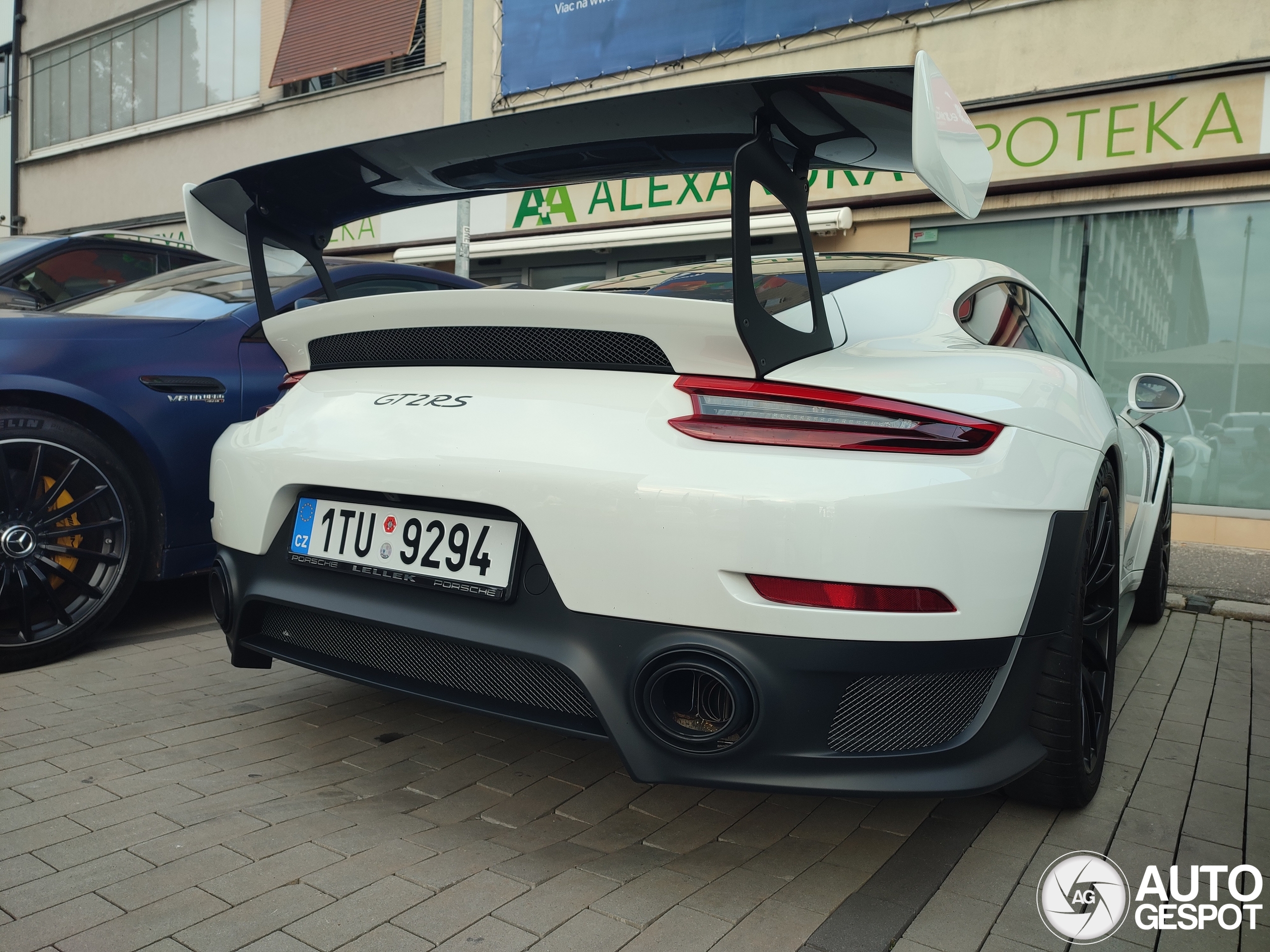 Porsche 991 GT2 RS Weissach Package