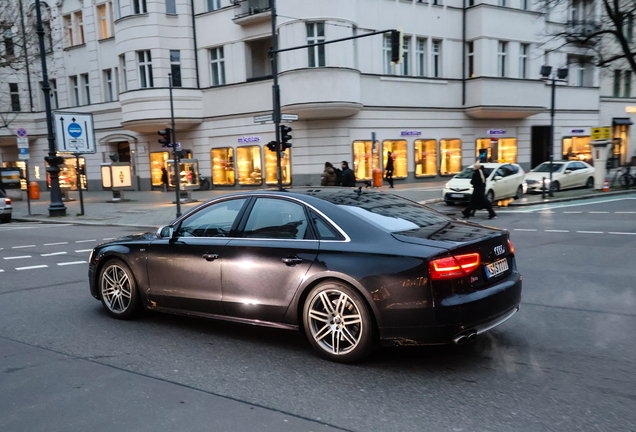 Audi S8 D4