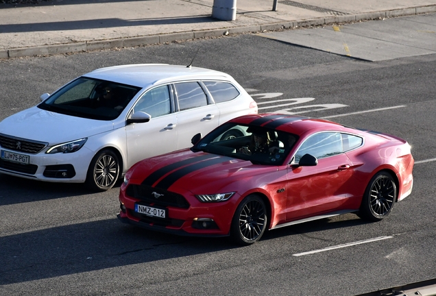 Ford Mustang GT 2015