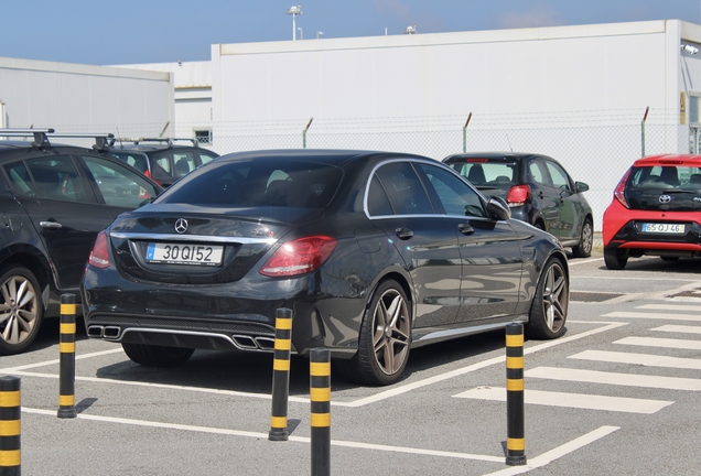 Mercedes-AMG C 63 S W205