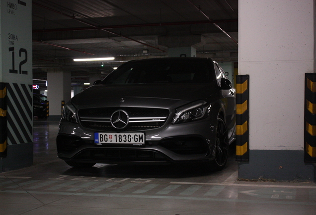 Mercedes-AMG A 45 W176 2015