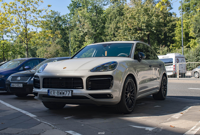 Porsche 9YA Cayenne GTS