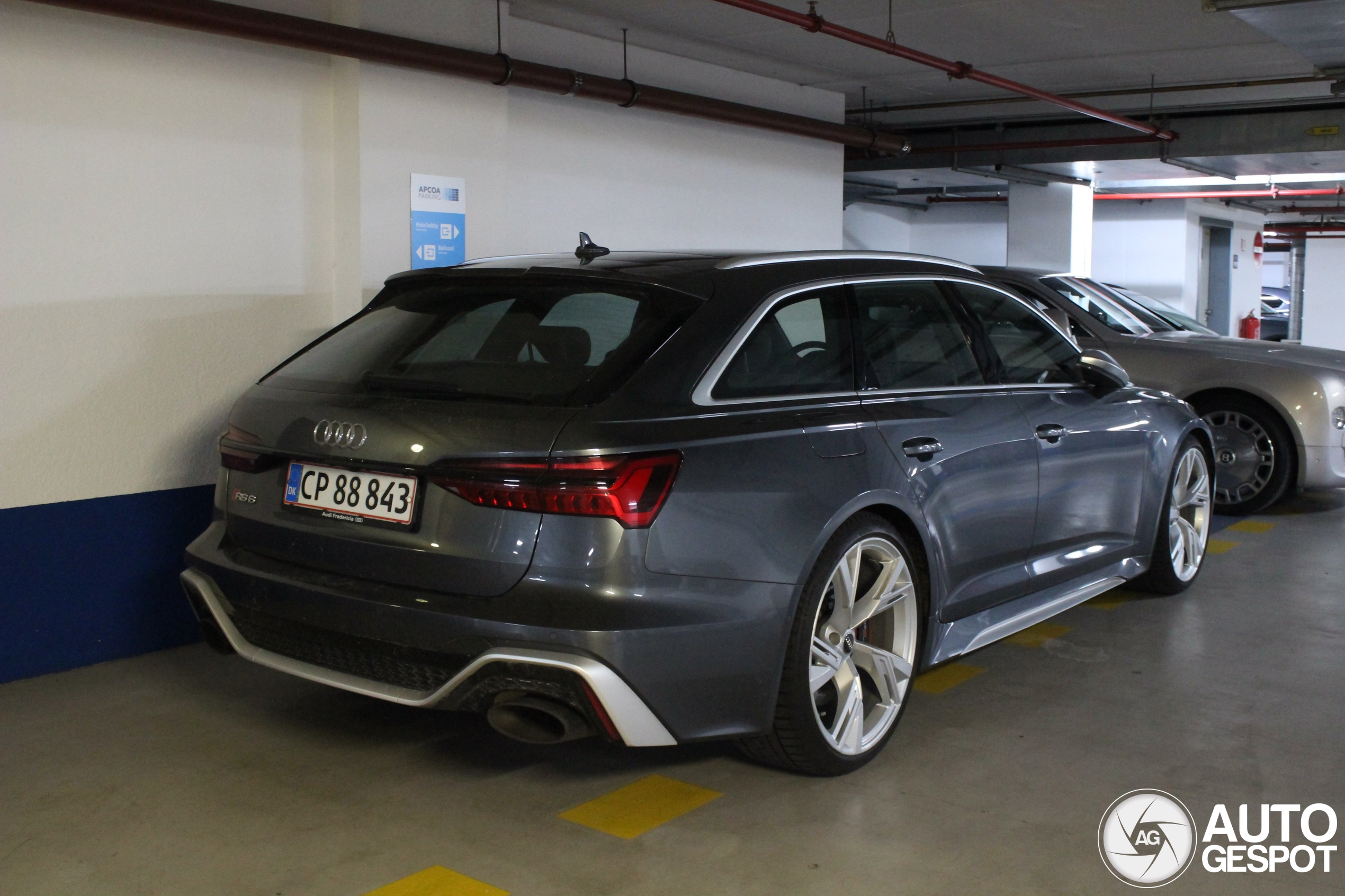 Audi RS6 Avant C8