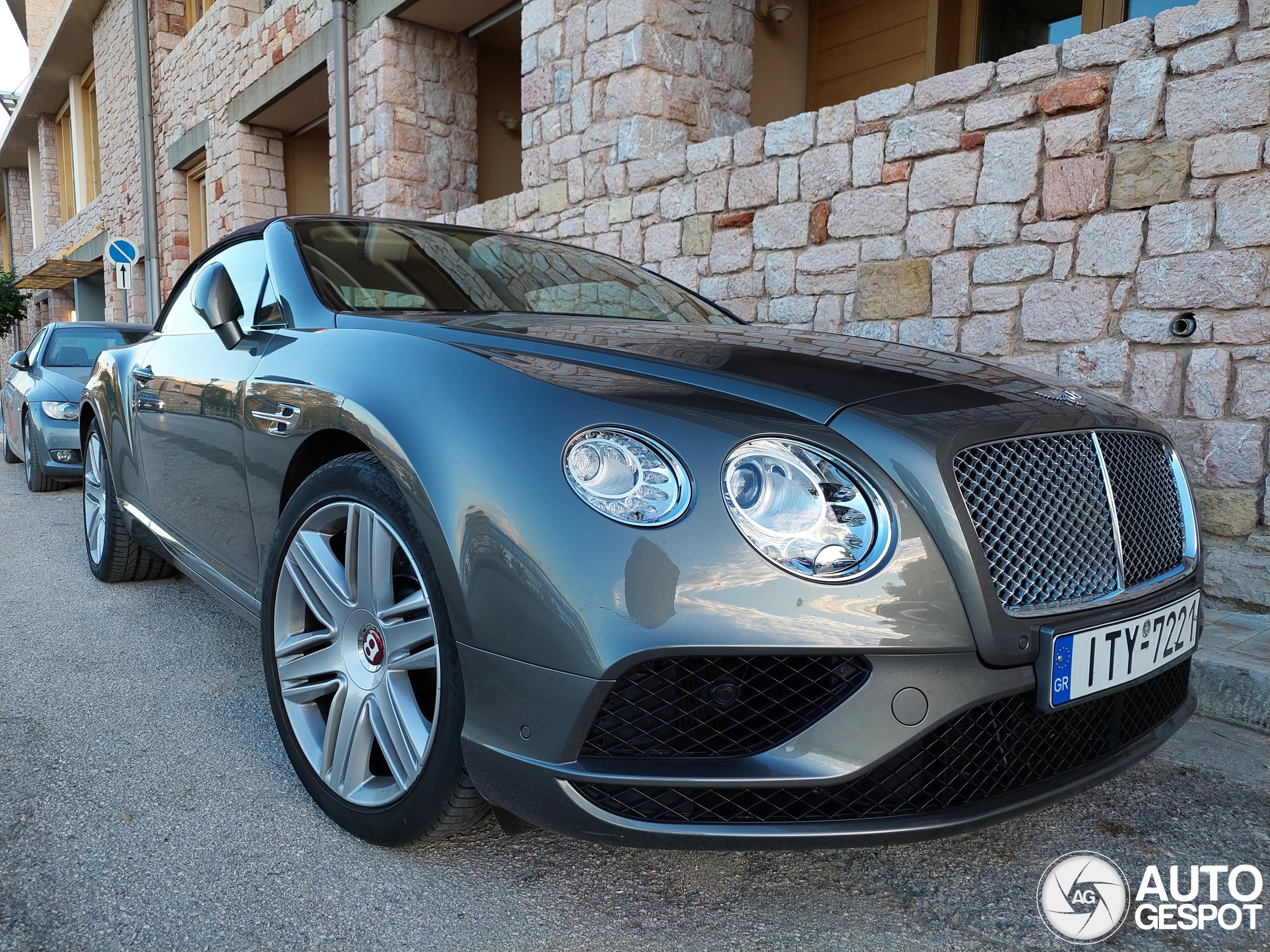 Bentley Continental GTC V8 2016