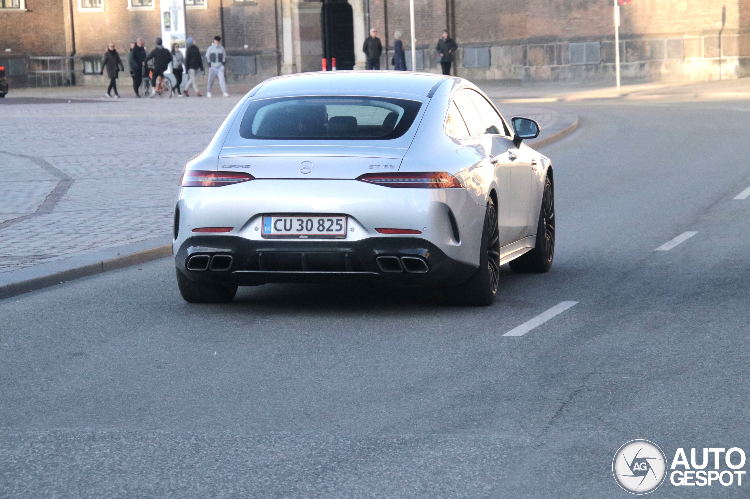 Mercedes-AMG GT 63 X290