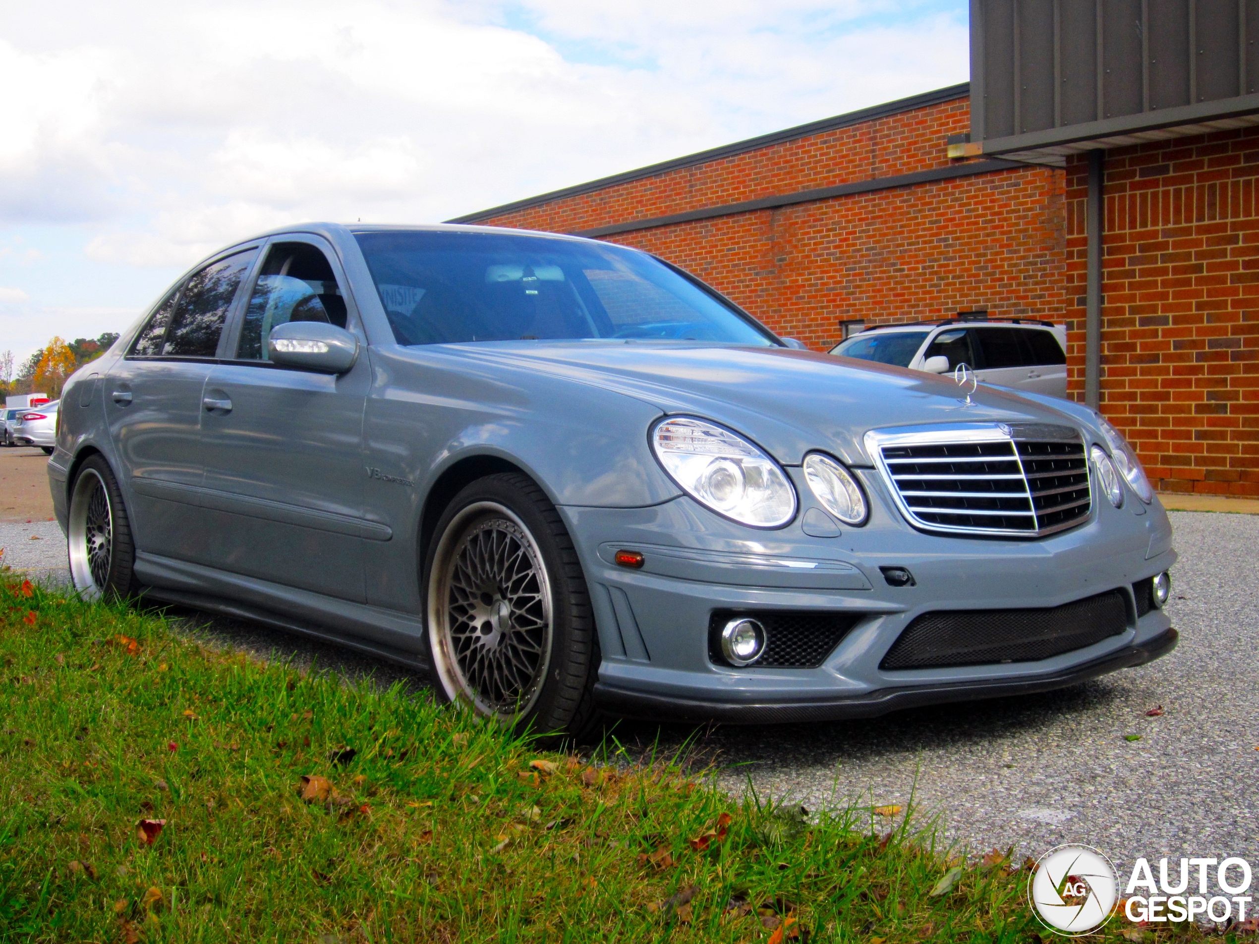 Mercedes-Benz E 55 AMG