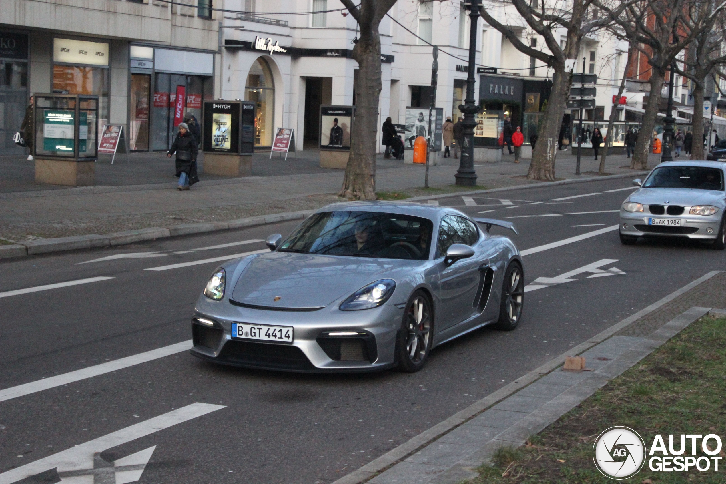 Porsche 718 Cayman GT4