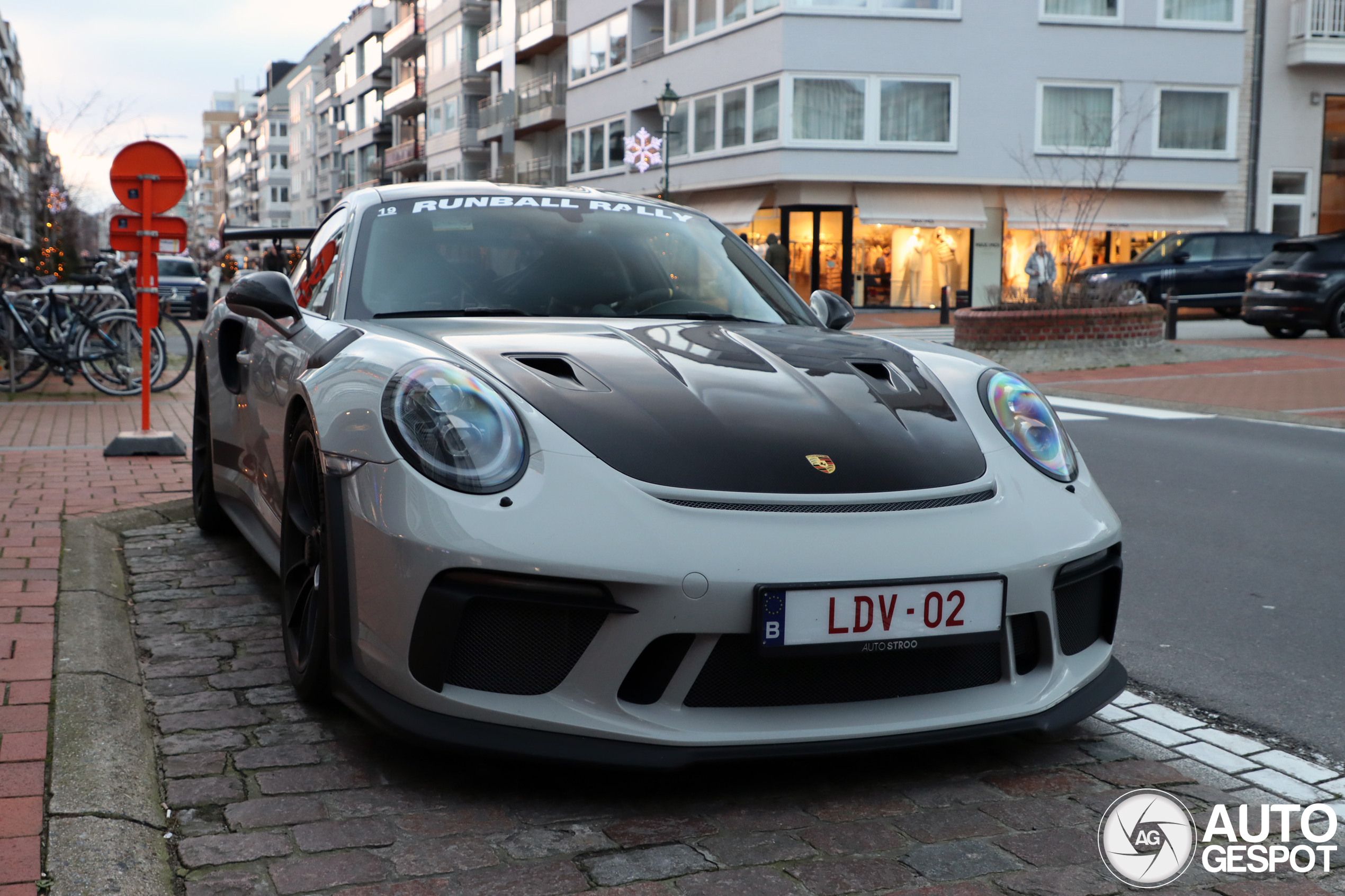 Porsche 991 GT3 RS MkII Weissach Package