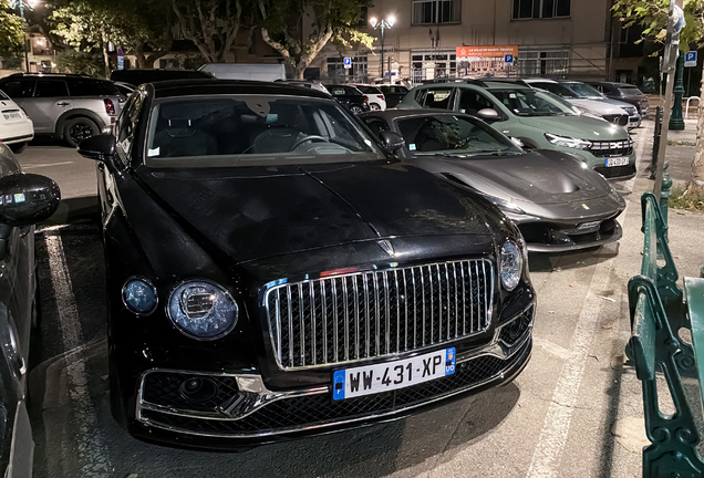 Bentley Flying Spur Hybrid