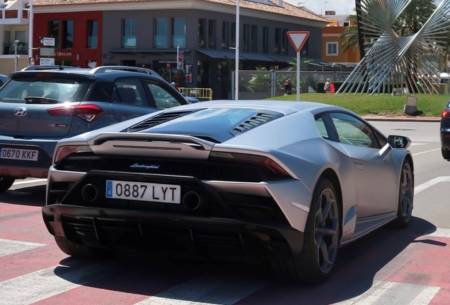 Lamborghini Huracán LP640-4 EVO