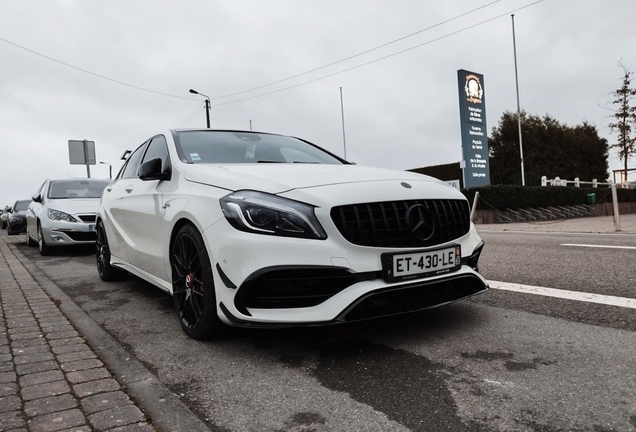 Mercedes-AMG A 45 W176 2015