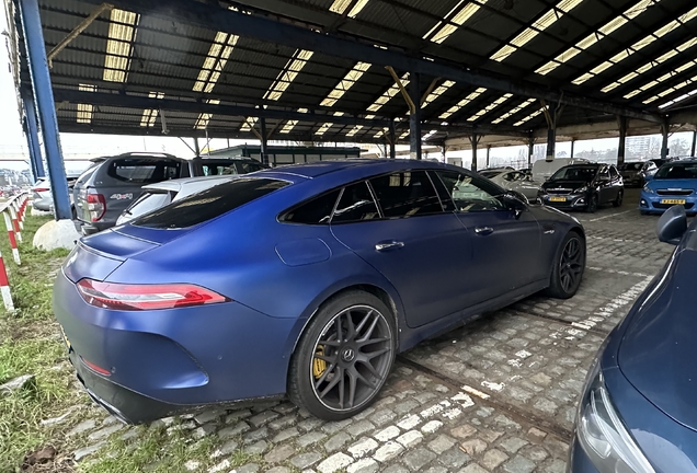 Mercedes-AMG GT 63 S X290