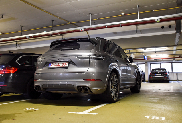 Porsche Cayenne Turbo S E-Hybrid