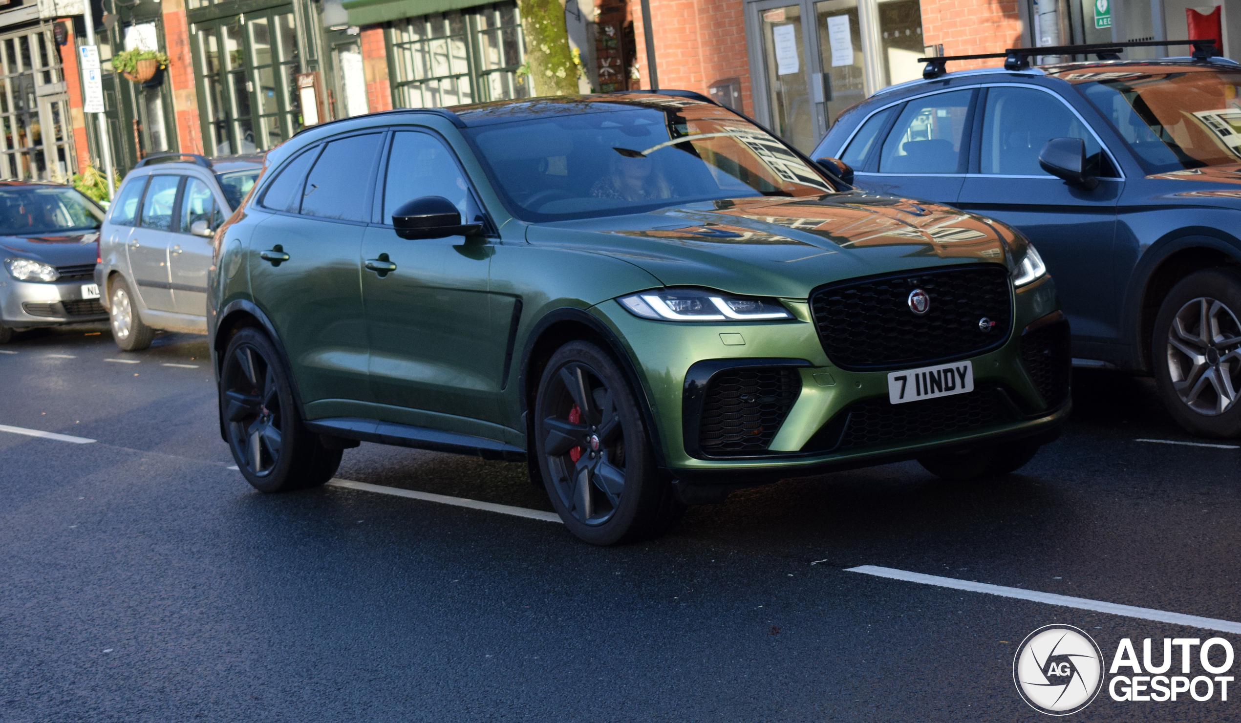 Jaguar F-PACE SVR 2021