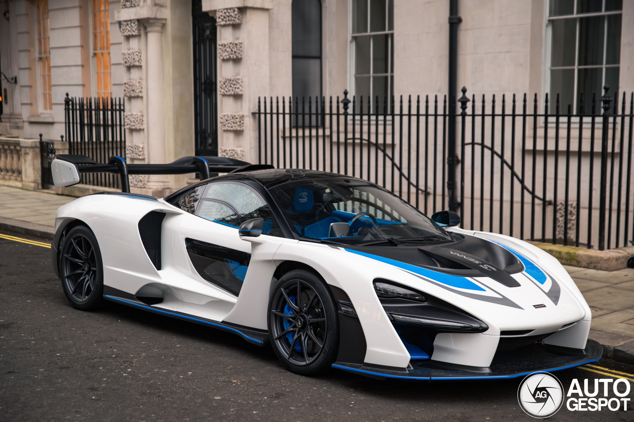 McLaren Senna