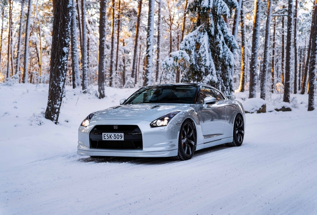 Nissan GT-R