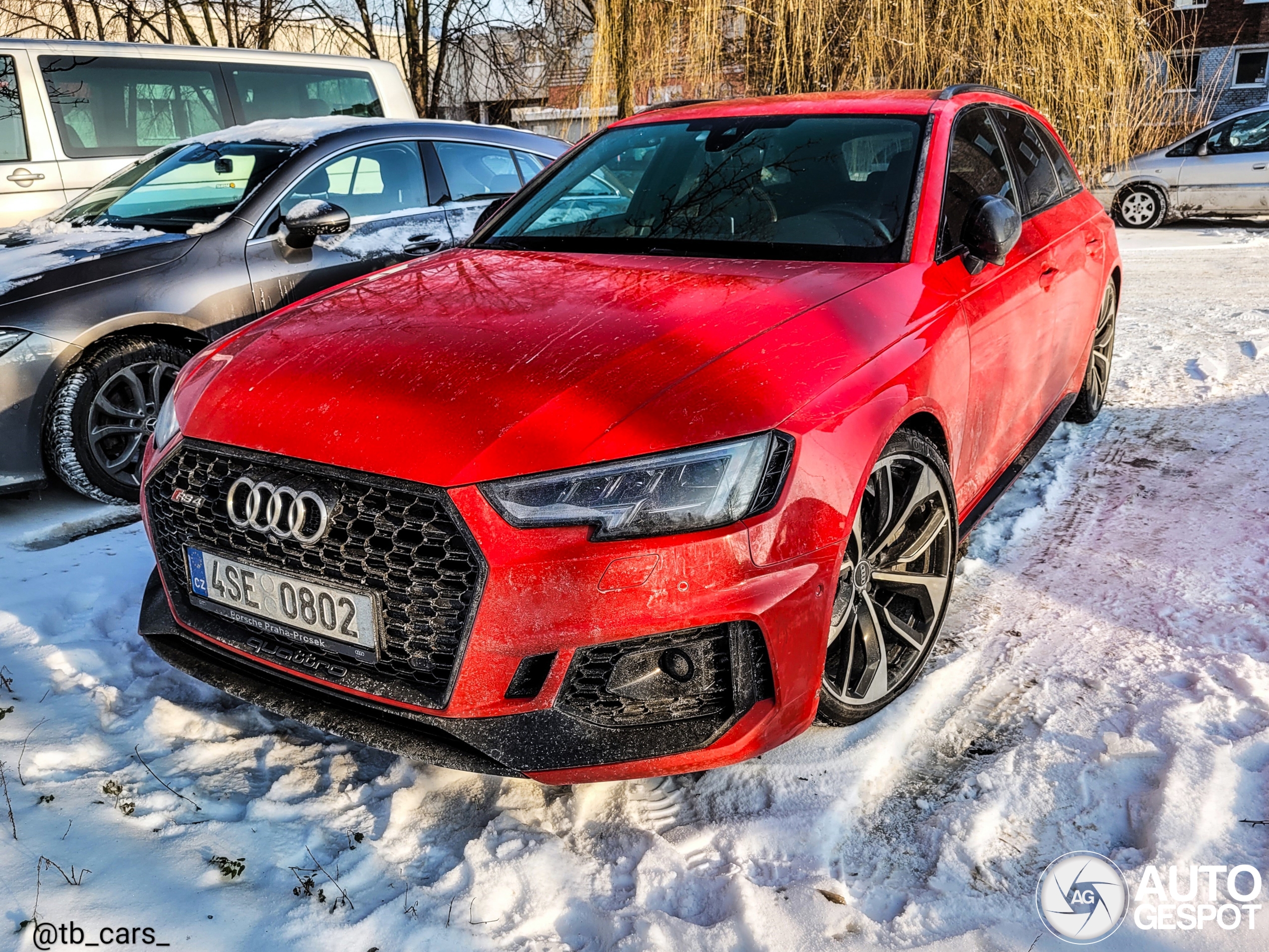 Audi RS4 Avant B9