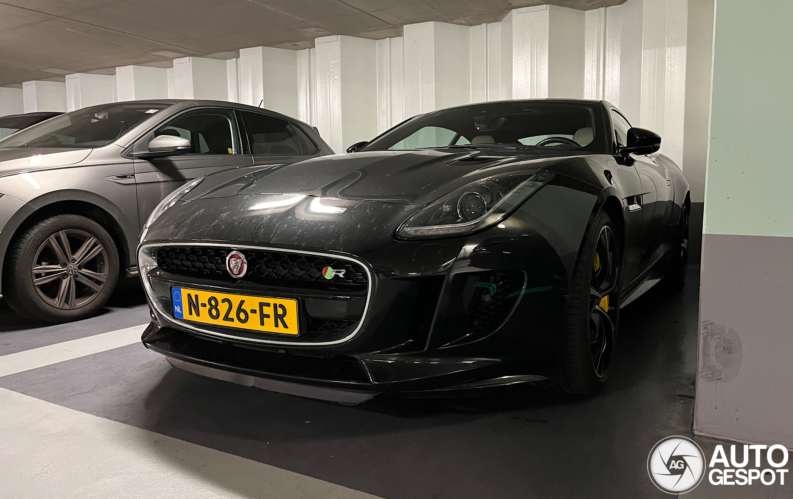 Jaguar F-TYPE R AWD Coupé