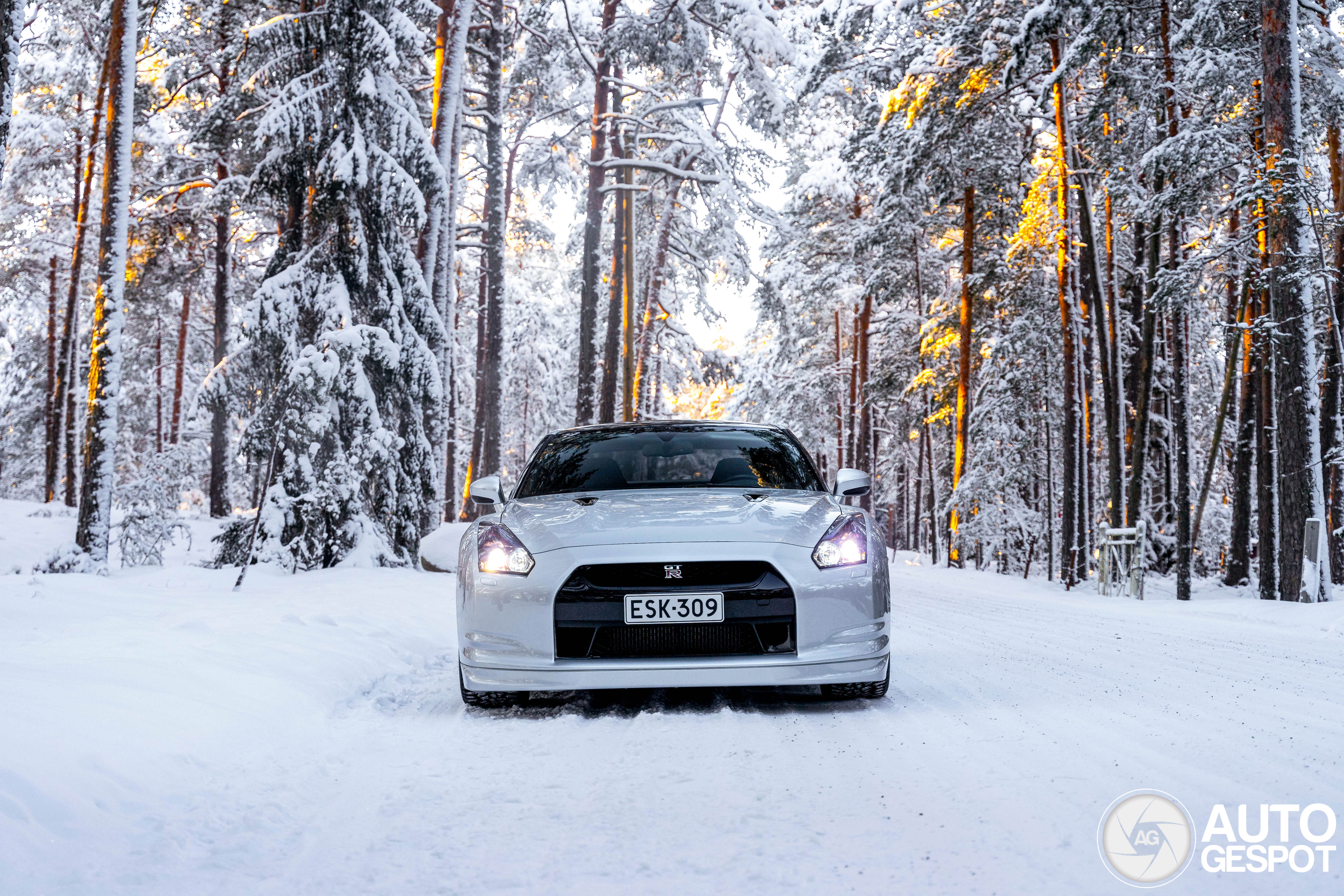 Nissan GT-R