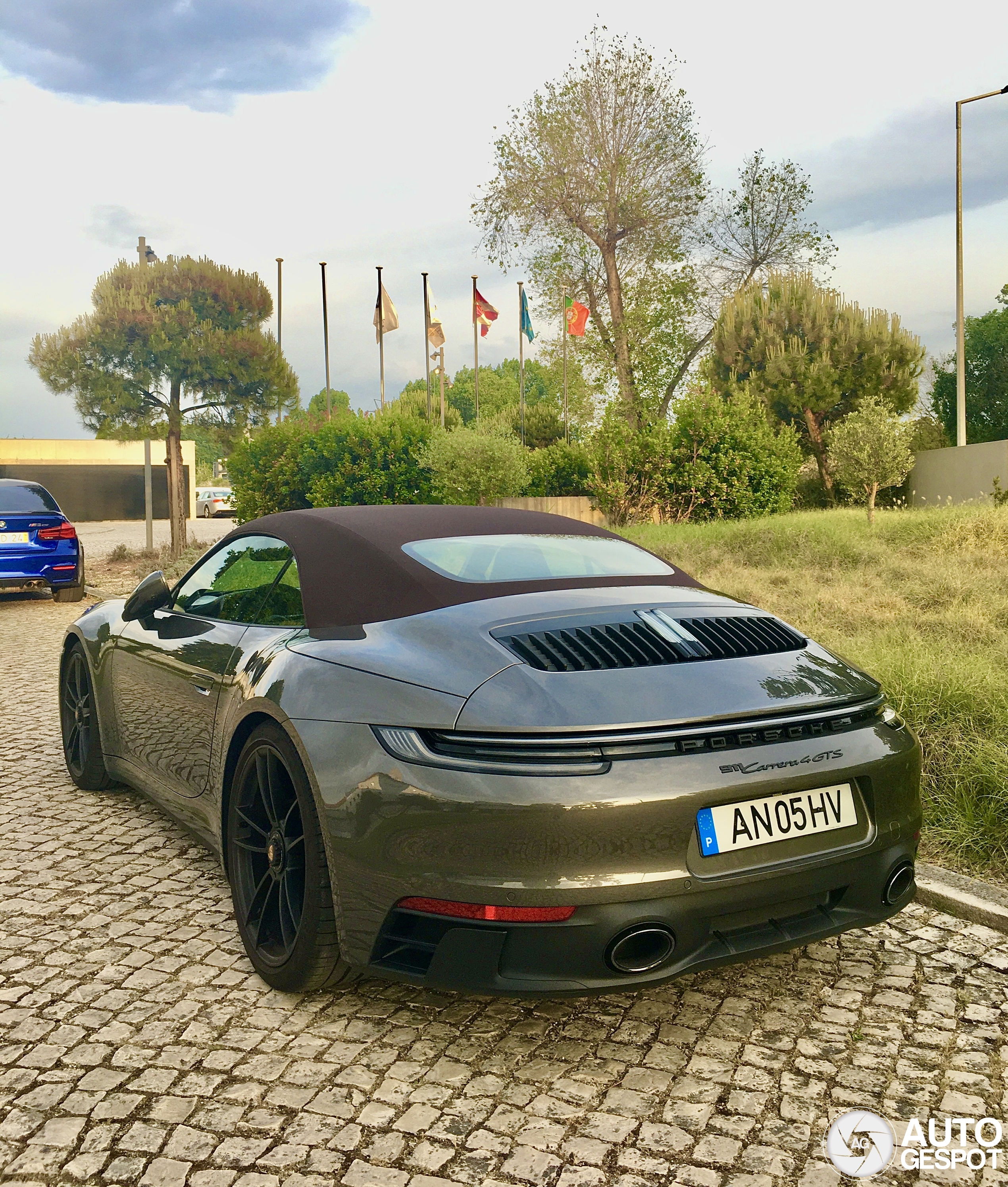 Porsche 992 Carrera 4 GTS Cabriolet