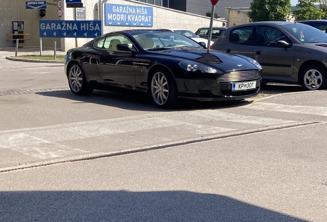 Aston Martin DB9