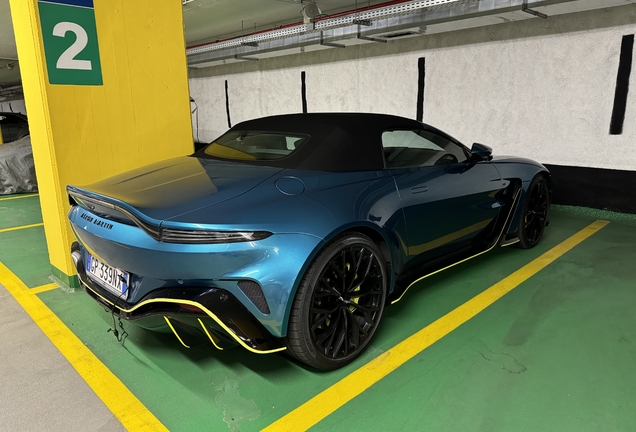 Aston Martin V12 Vantage Roadster 2023