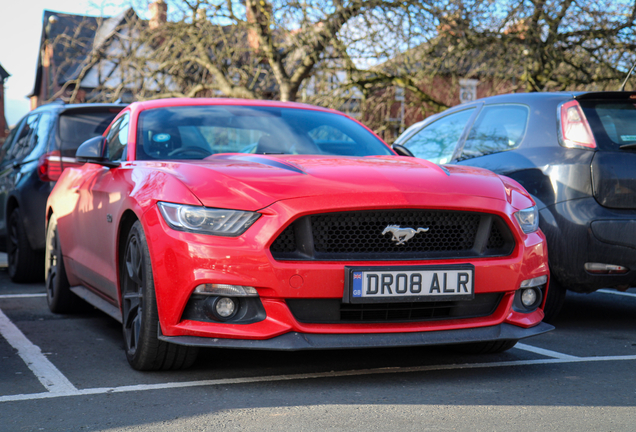 Ford Mustang GT 2015 Black Shadow Edition