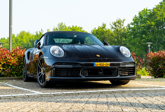 Porsche 992 Turbo S Cabriolet