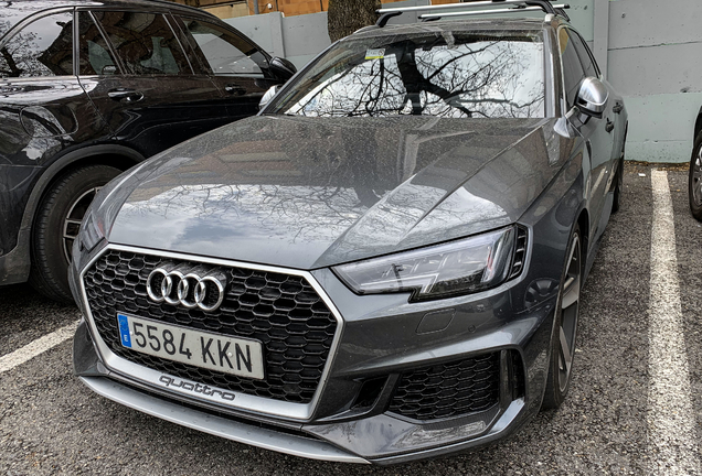 Audi RS4 Avant B9