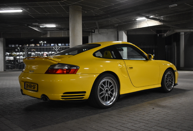 Porsche 996 Turbo