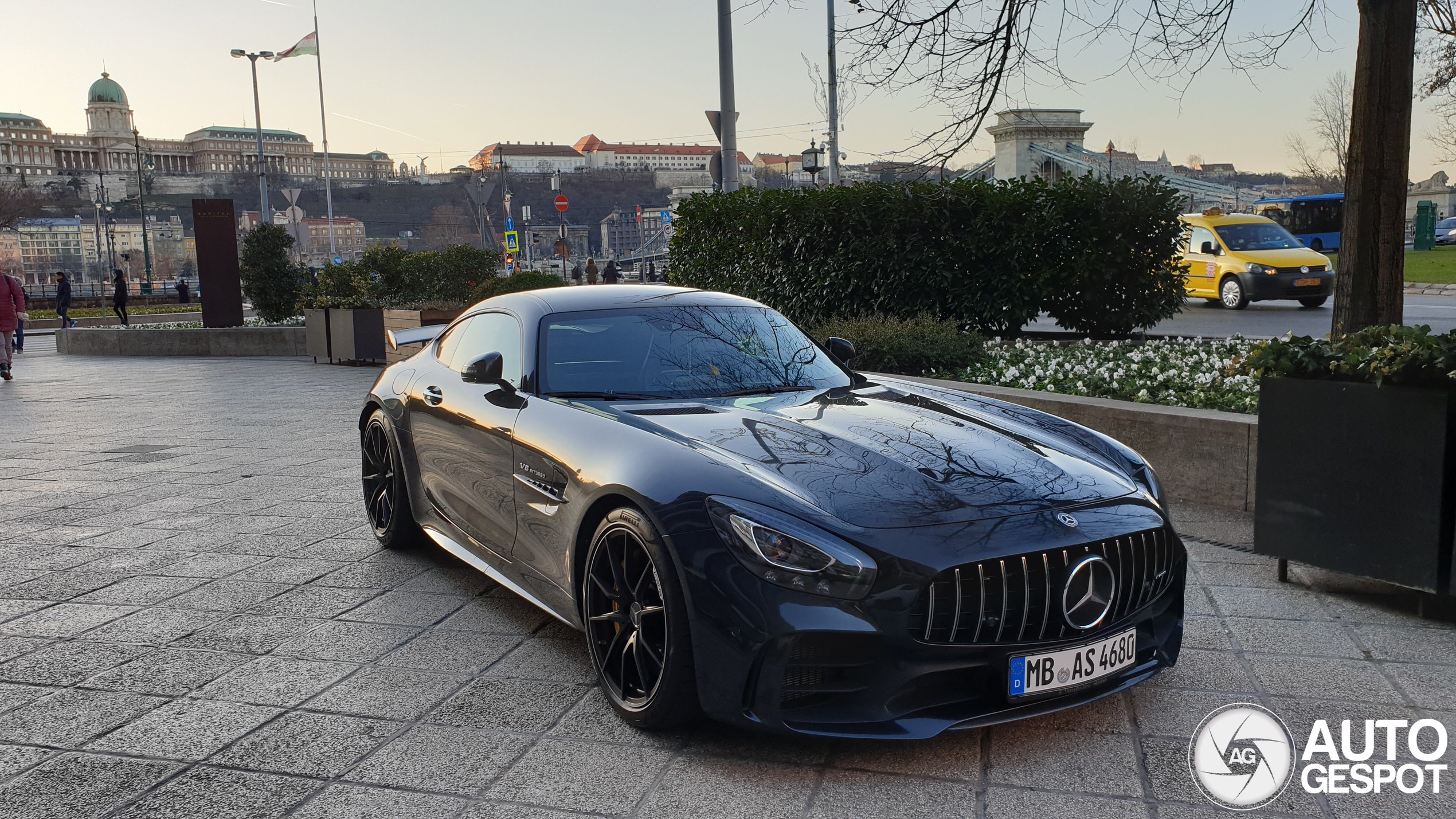 Mercedes-AMG GT R C190