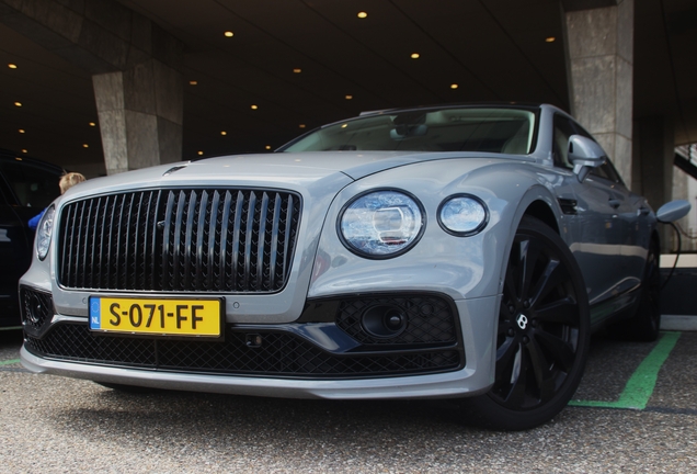 Bentley Flying Spur Hybrid