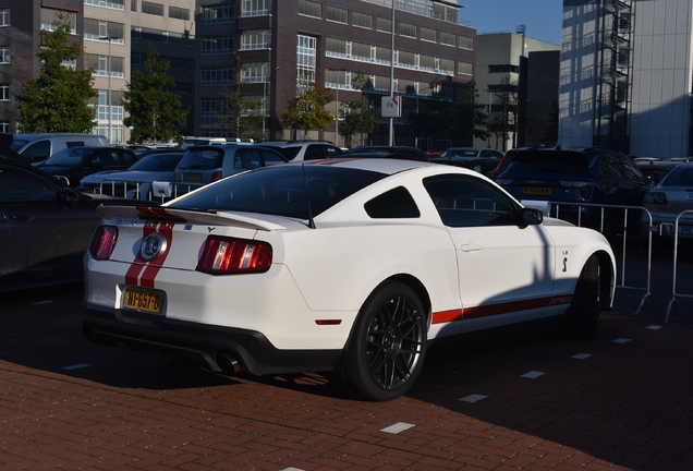 Ford Mustang Shelby GT500 2010