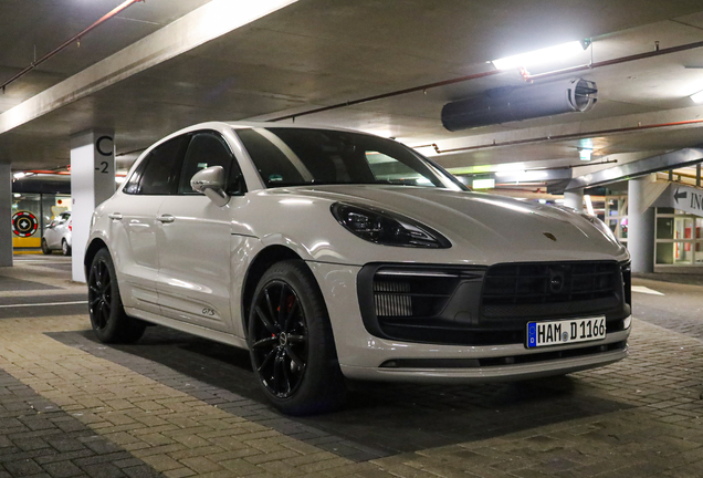 Porsche 95B Macan GTS MkIII