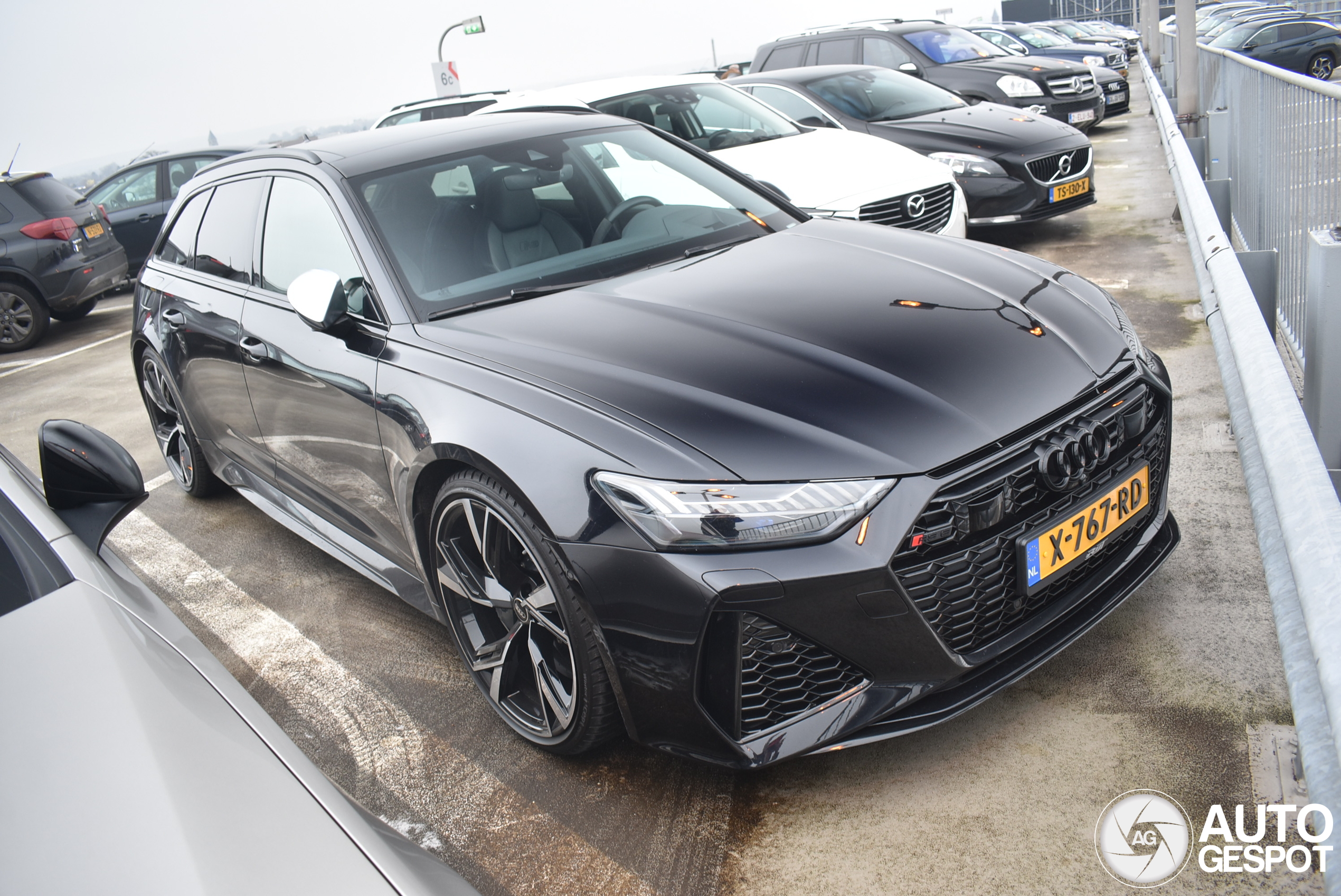 Audi RS6 Avant C8