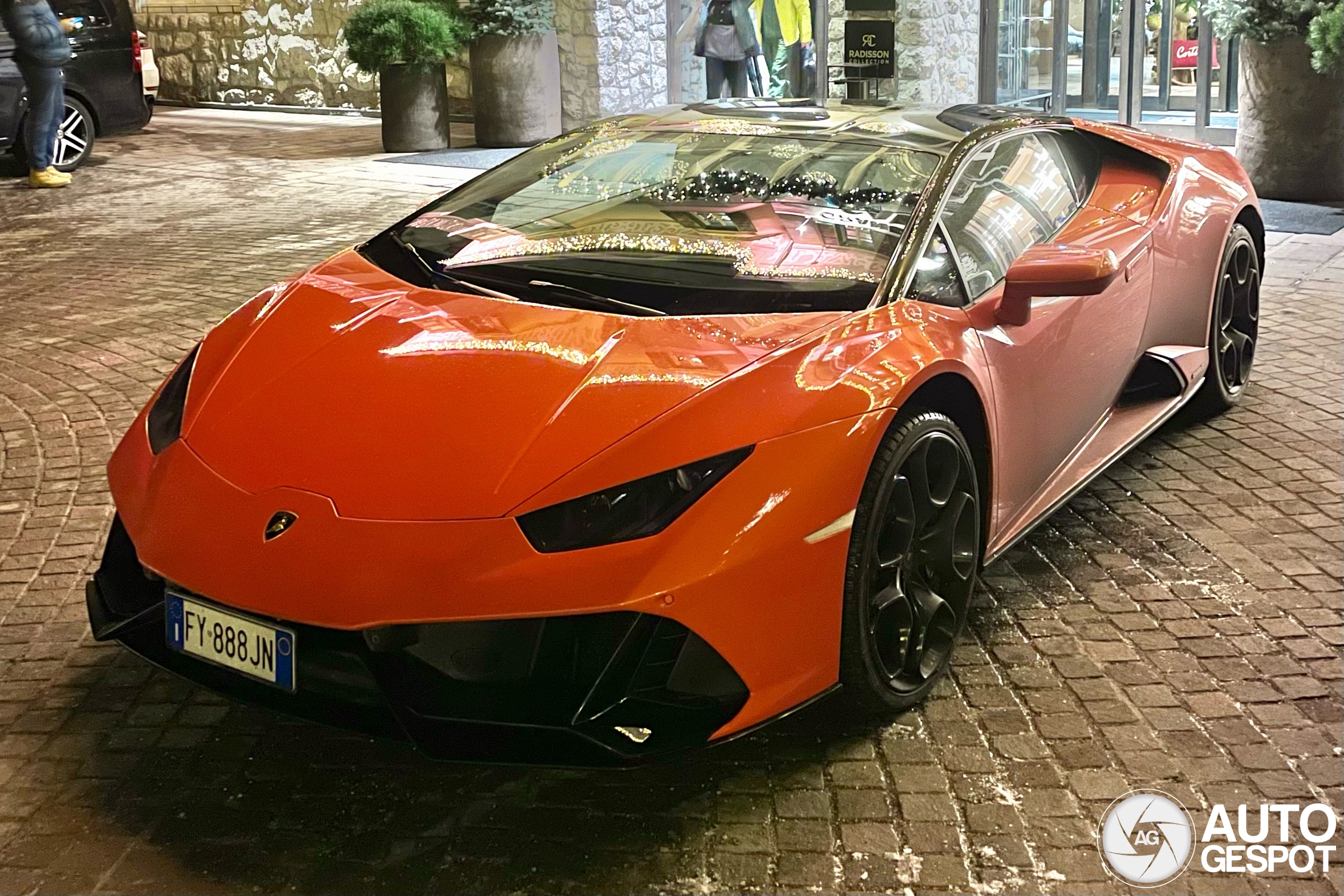 Lamborghini Huracán LP640-4 EVO