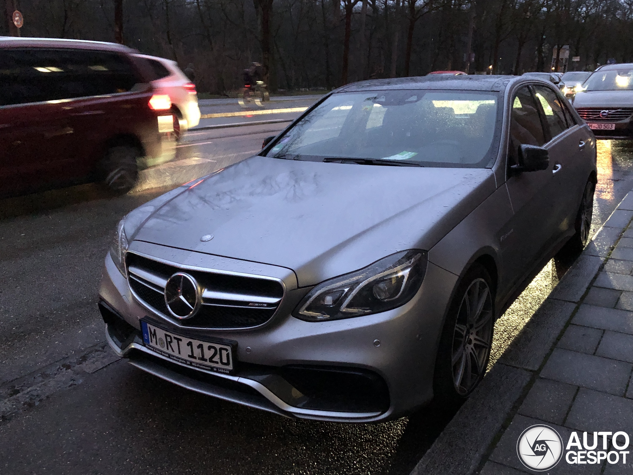 Mercedes-Benz E 63 AMG S W212