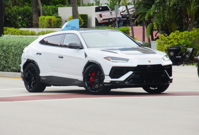 Lamborghini Urus Performante