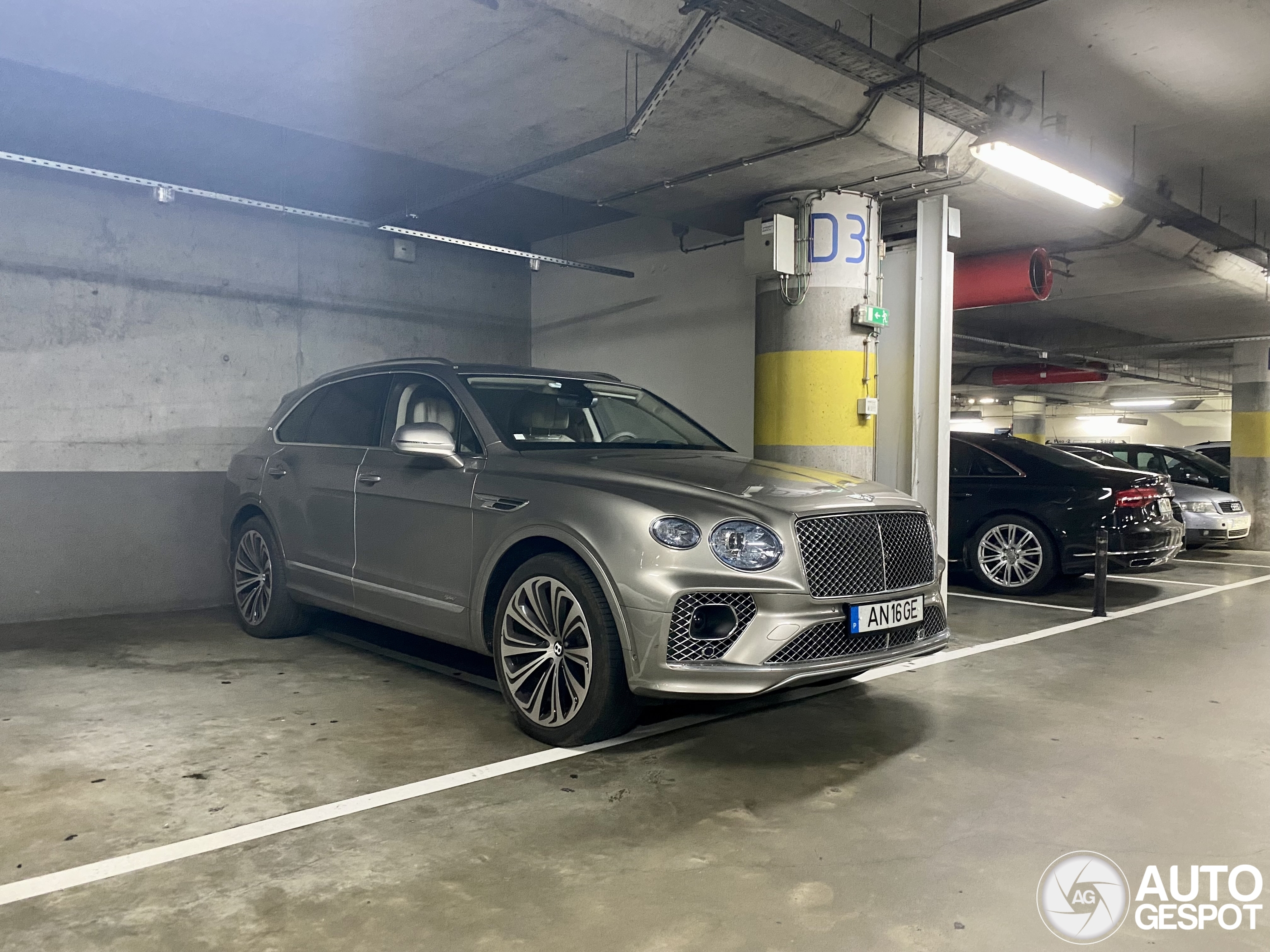 Bentley Bentayga Hybrid 2021 First Edition