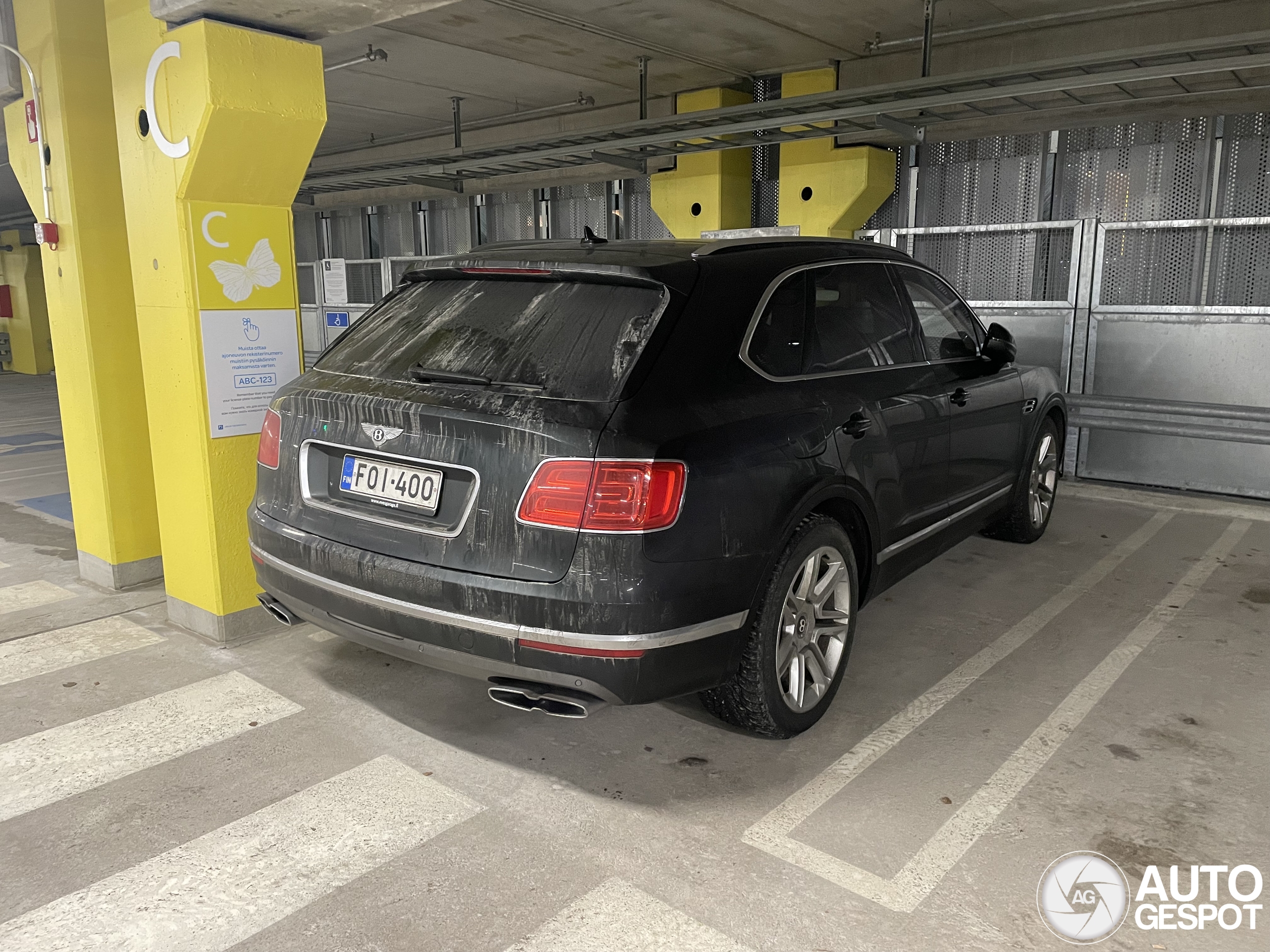 Bentley Bentayga Hybrid