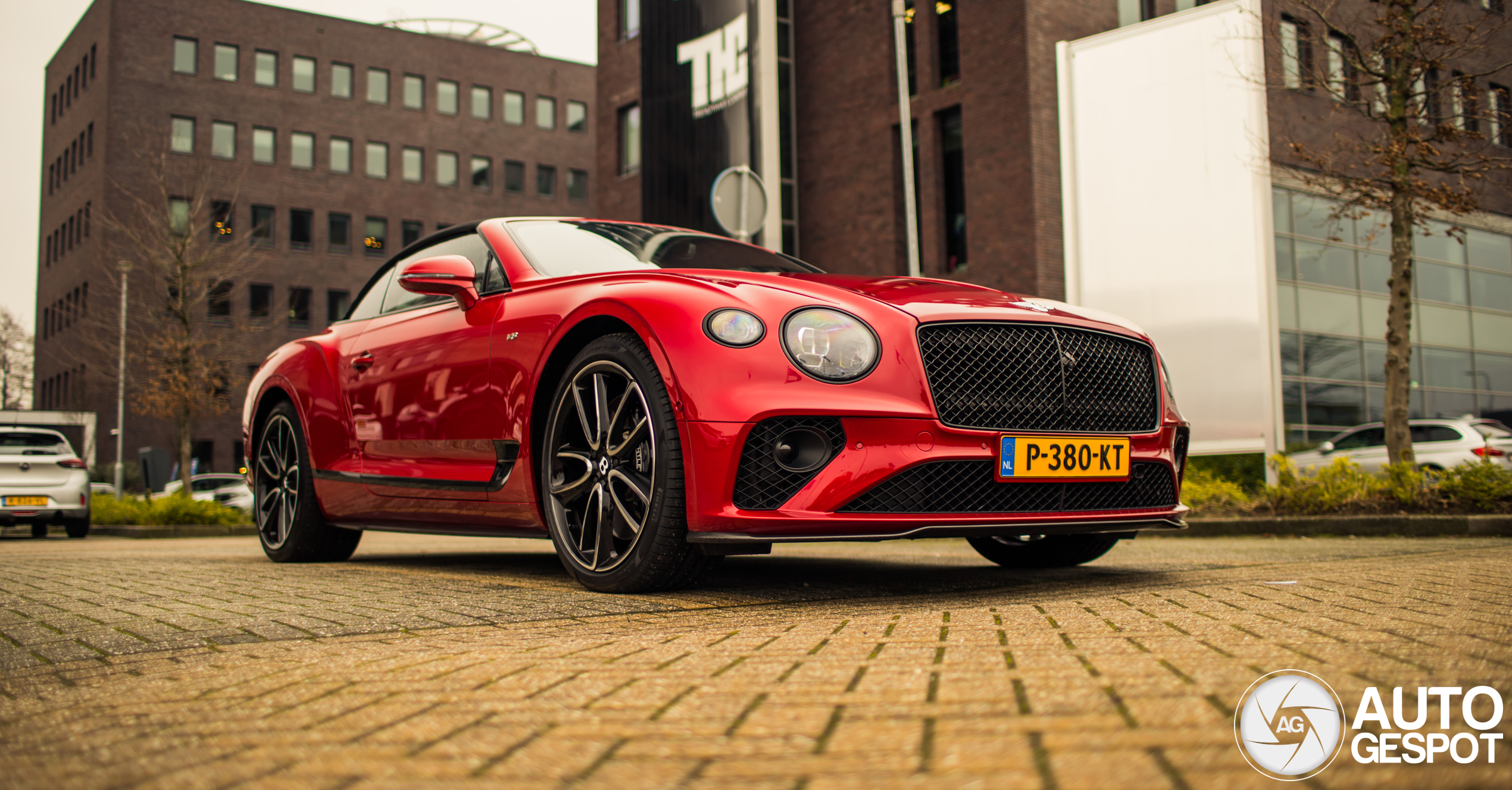 Bentley Continental GTC V8 2020