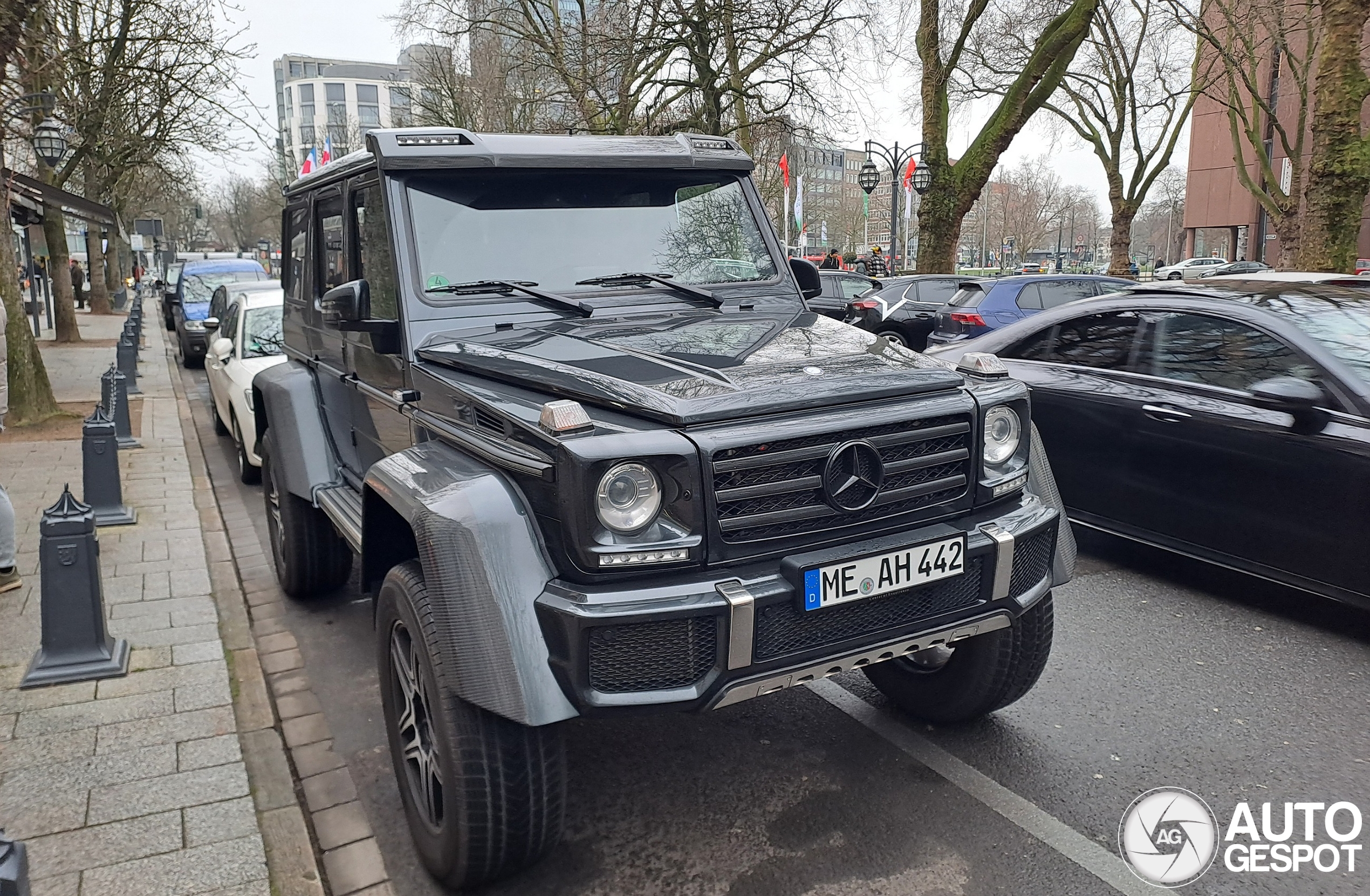 Mercedes-Benz G 500 4X4²