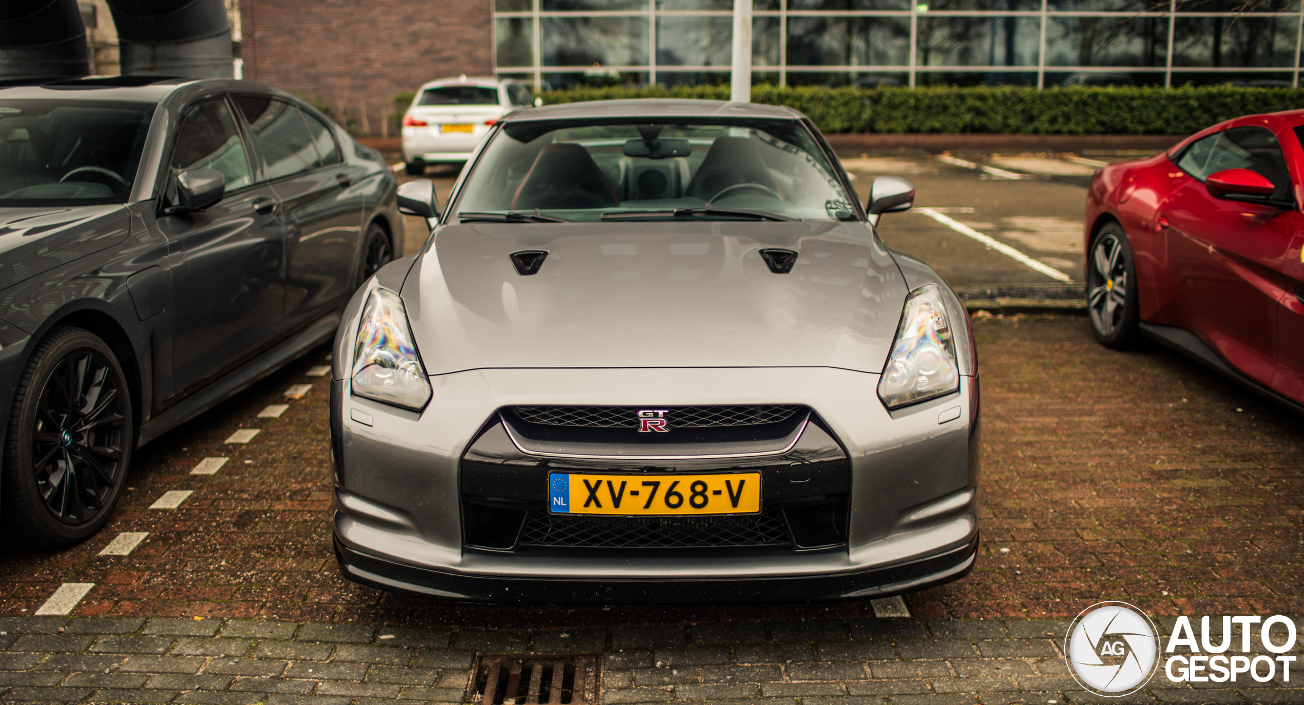 Nissan GT-R