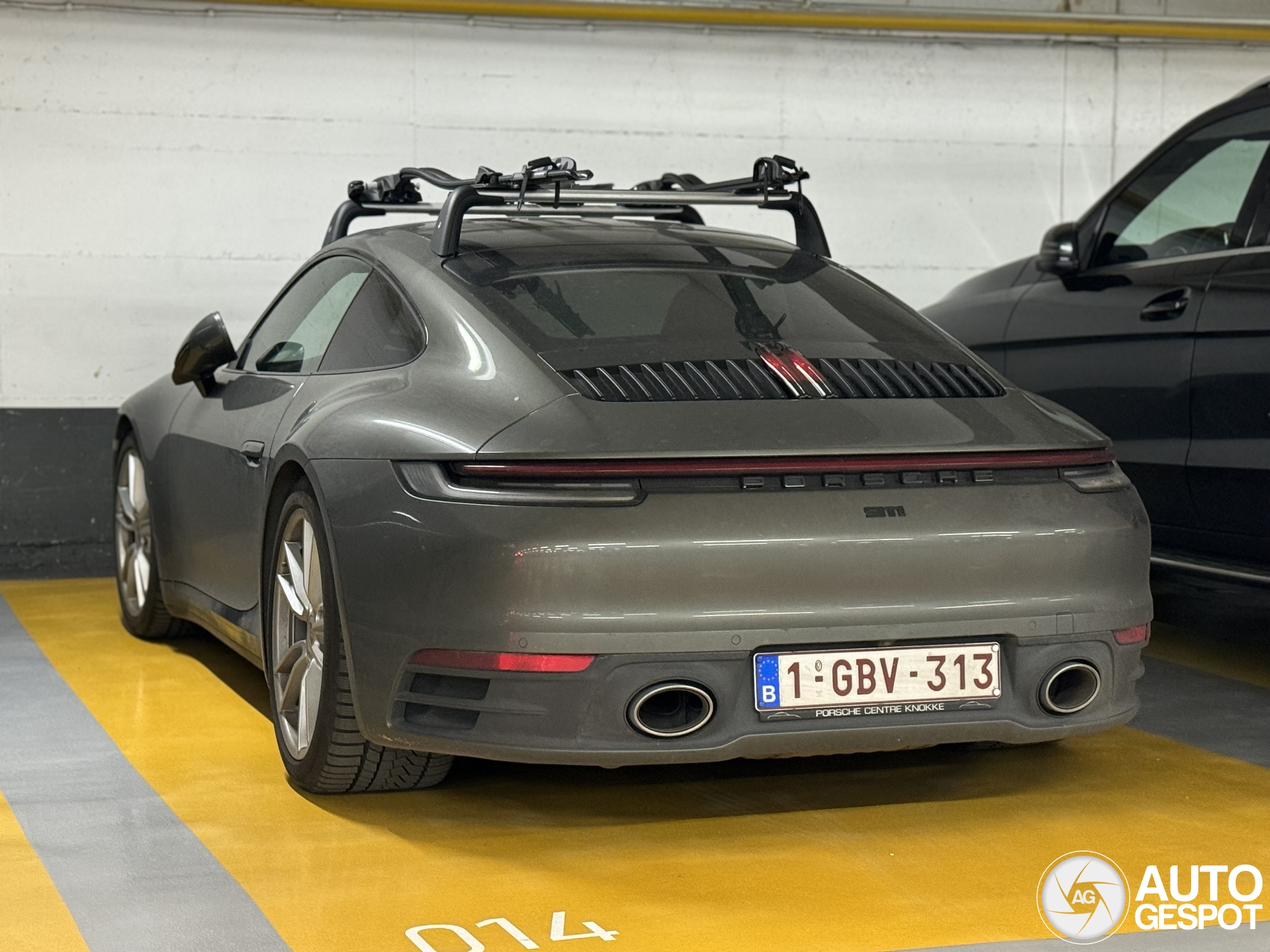 Porsche 992 Carrera 4S