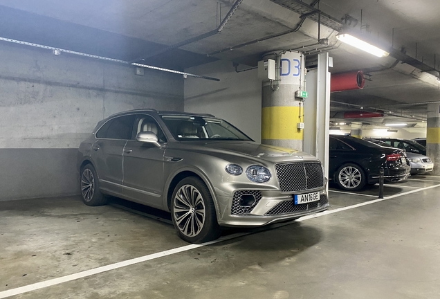 Bentley Bentayga Hybrid 2021 First Edition