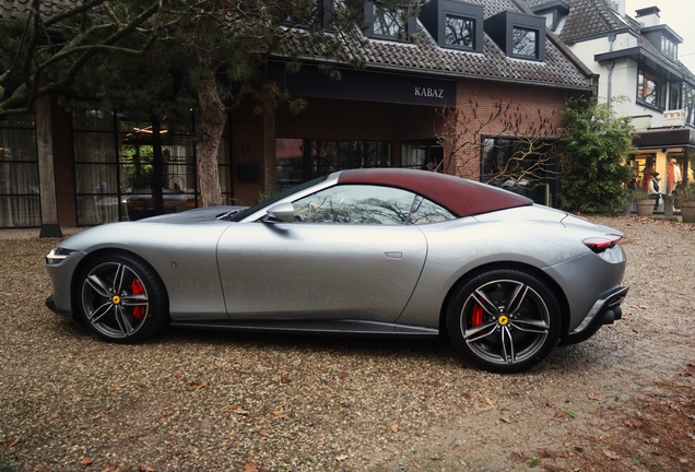 Ferrari Roma Spider