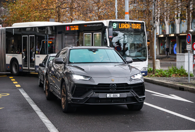 Lamborghini Urus Performante